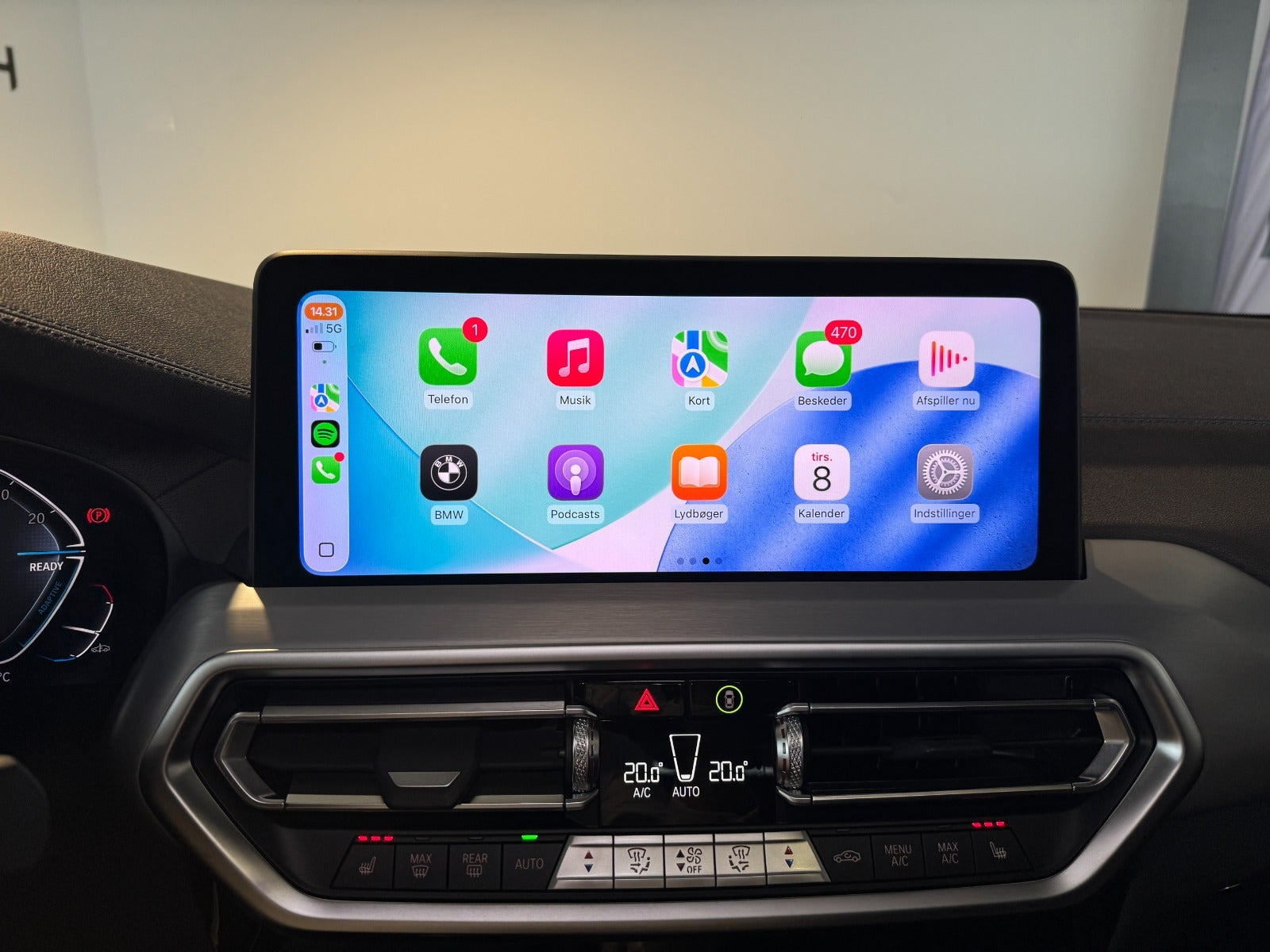 Hvid BMW iX3 fra 2023