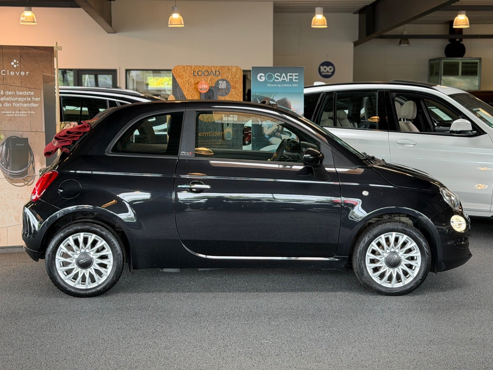 Sort Fiat 500C fra 2020
