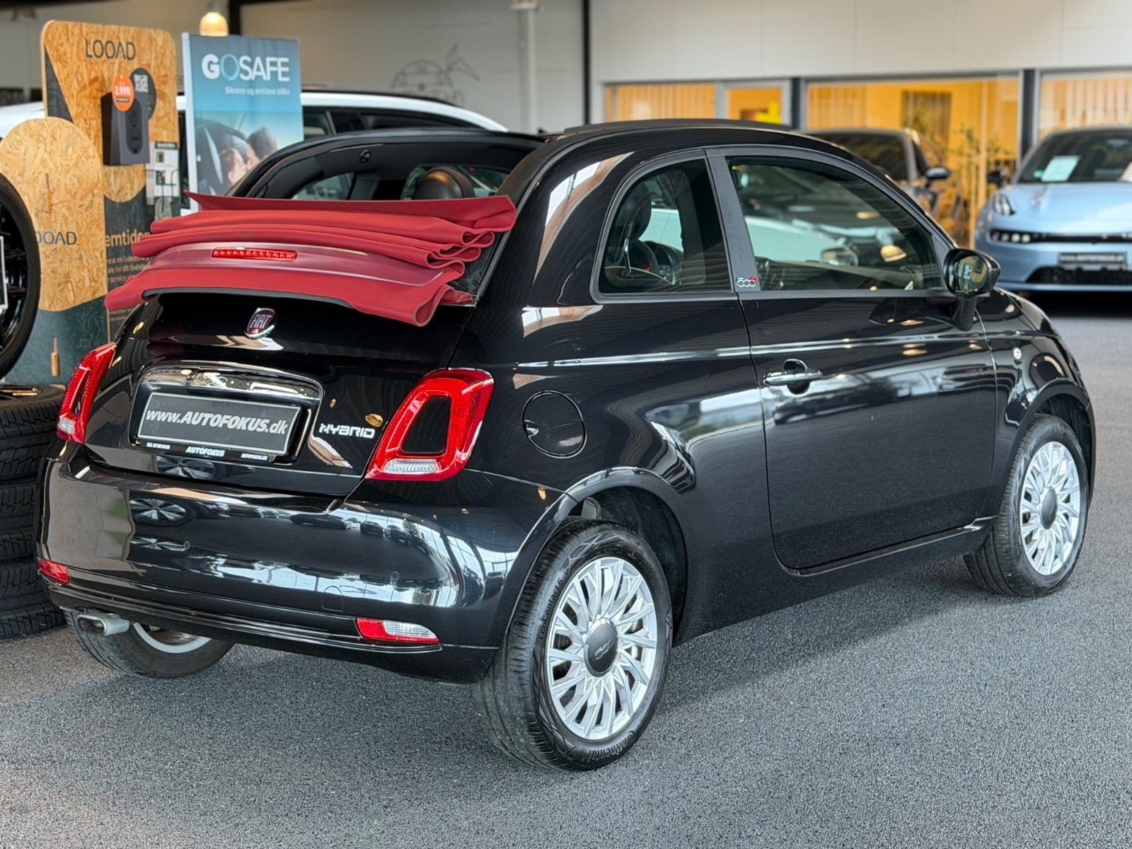 Sort Fiat 500C fra 2020