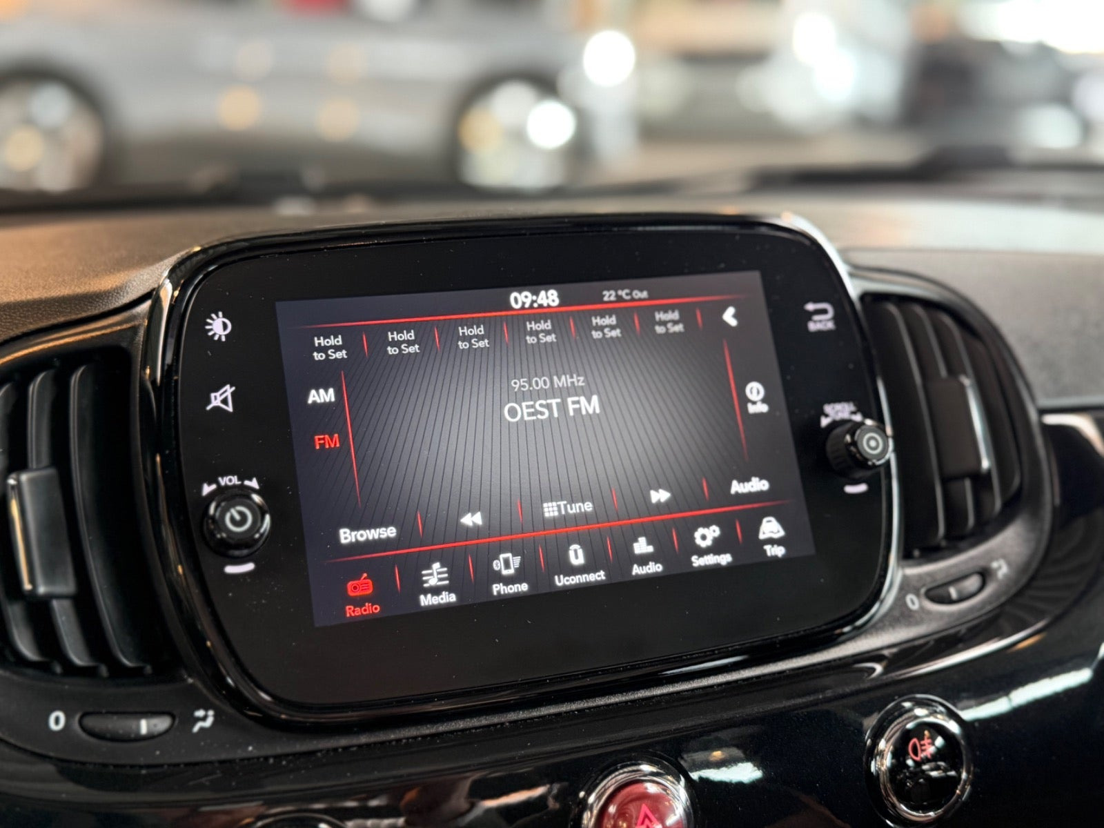 Sort Fiat 500C fra 2020