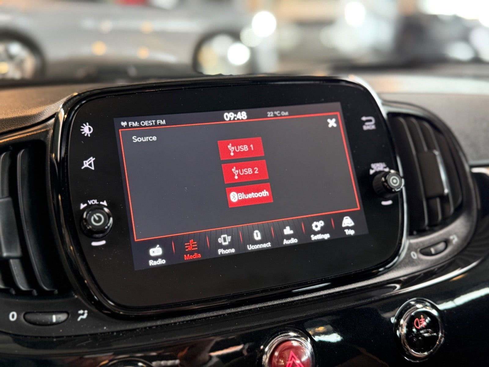 Sort Fiat 500C fra 2020