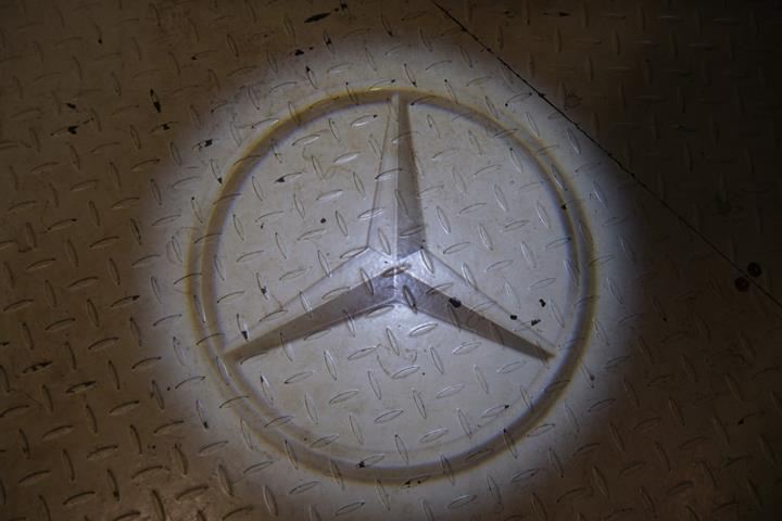 Grå Mercedes EQA250 fra 2022