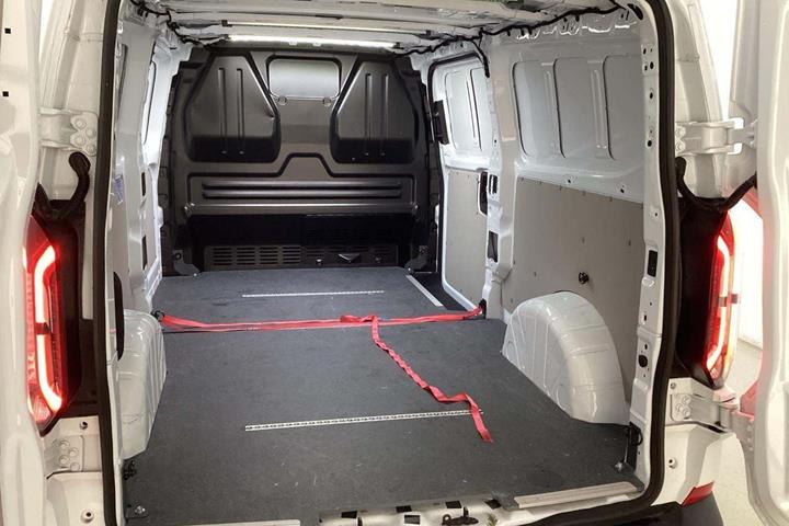Hvid Ford E-Transit Custom Kombi 340 L2 fra 2025