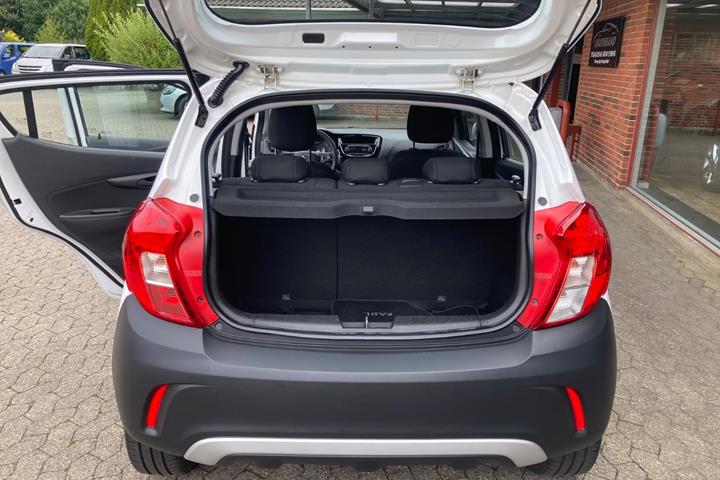 Hvid Opel Karl fra 2018