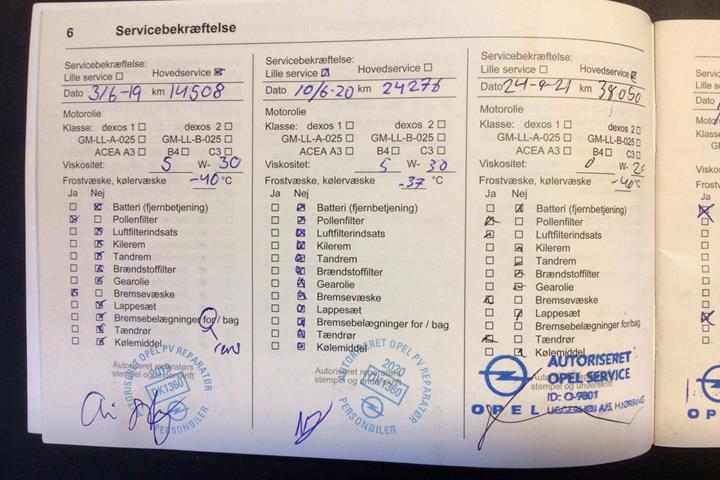 Hvid Opel Karl fra 2018