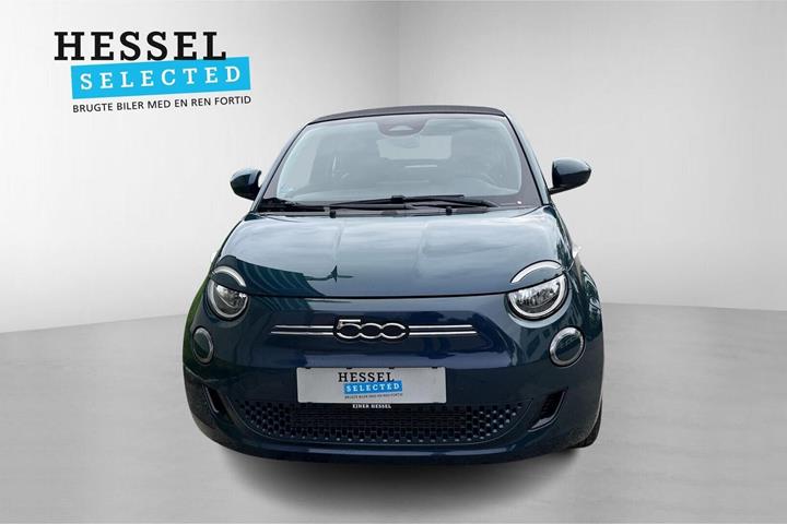 Grøn Fiat 500e fra 2024