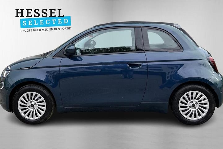 Grøn Fiat 500e fra 2024