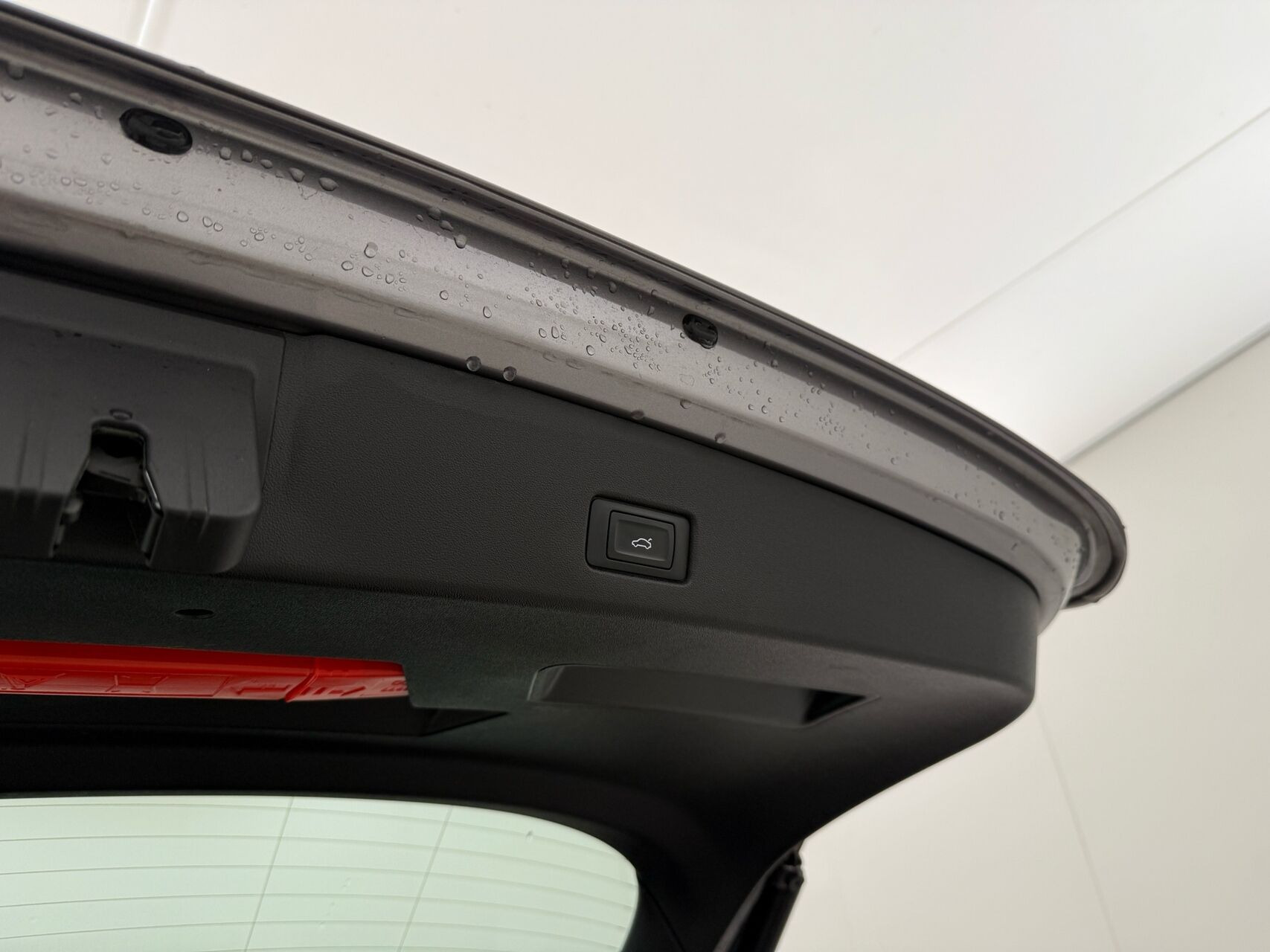 Grå Audi Q4 fra 2022