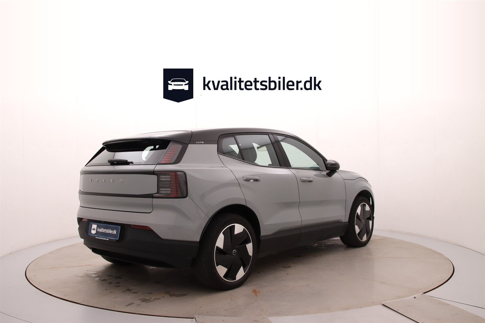 Grå Volvo EX30 fra 2024