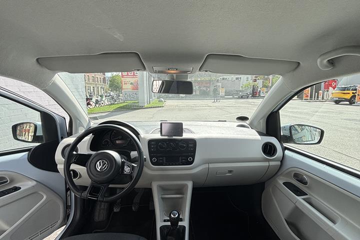 Blå VW UP! fra 2012
