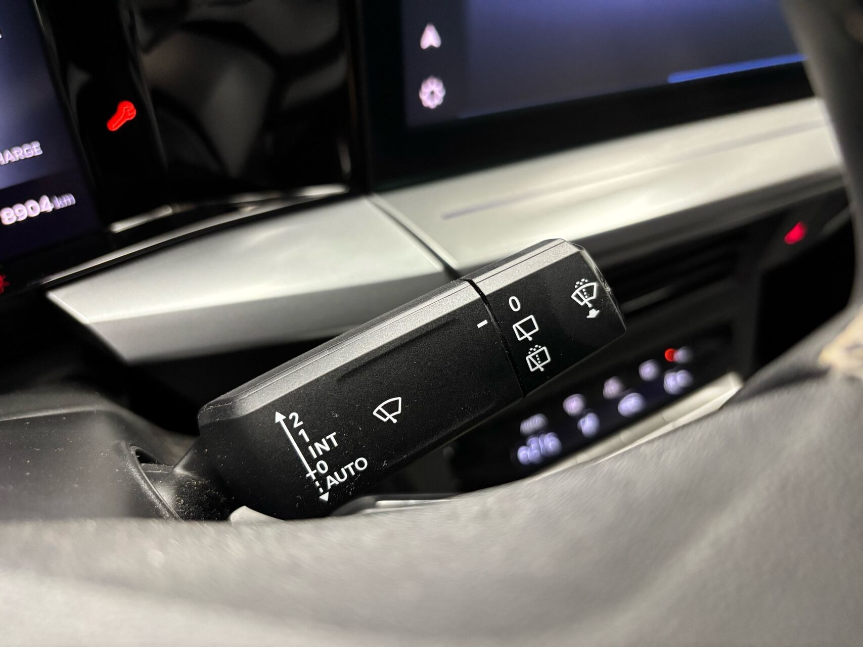 Sølv Opel Frontera fra 2025
