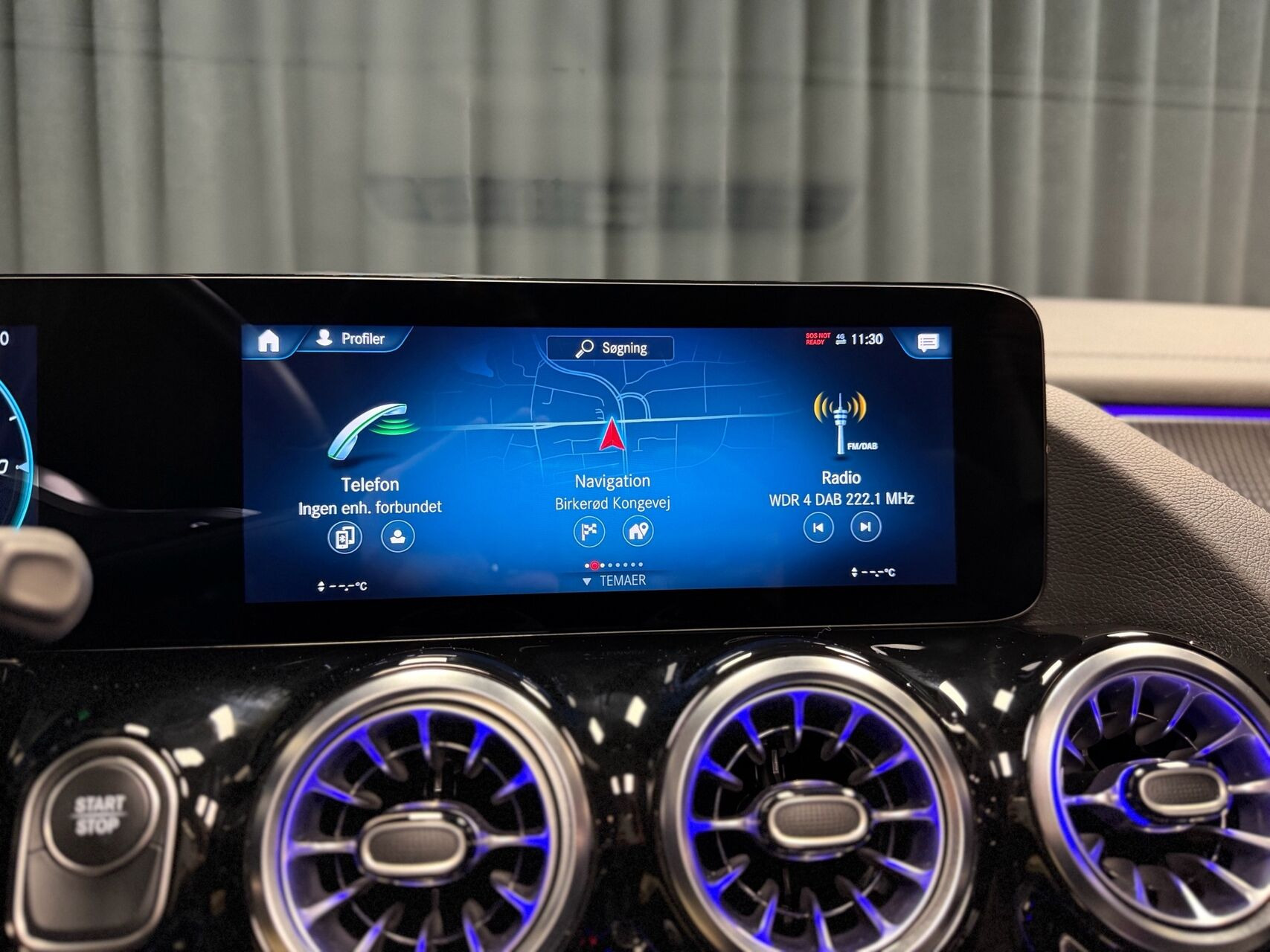 Sølv Mercedes EQA250 fra 2022