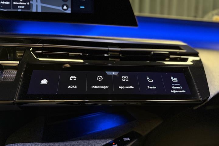 Hvid Peugeot e-3008 fra 2024