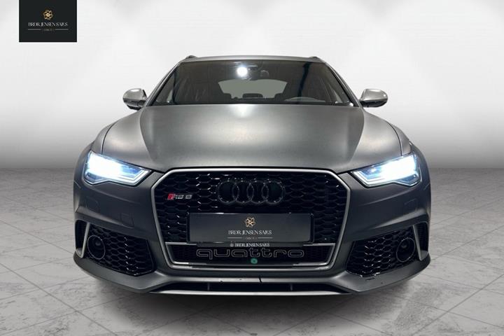 Sort Audi RS6 fra 2018