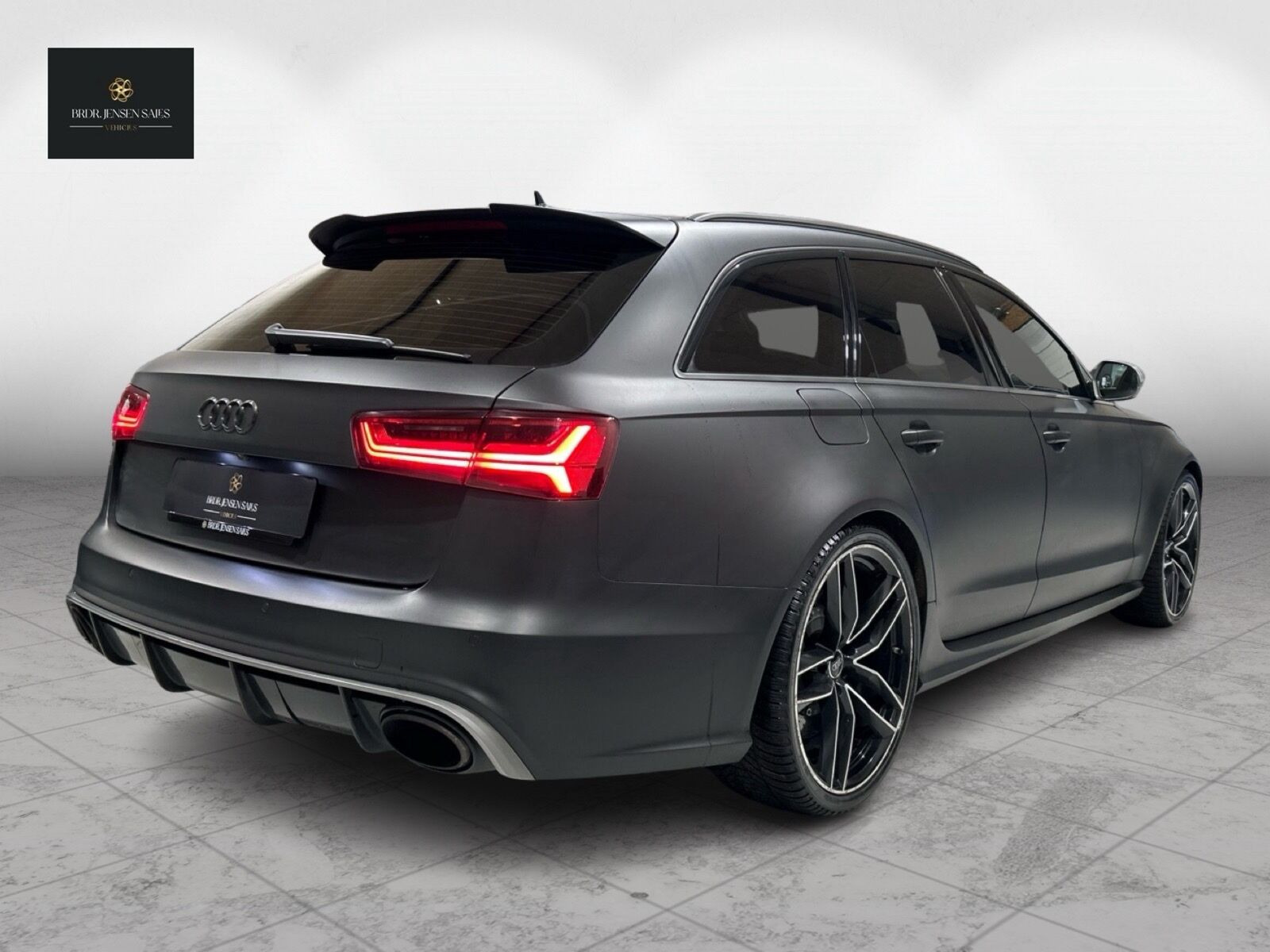 Sort Audi RS6 fra 2018