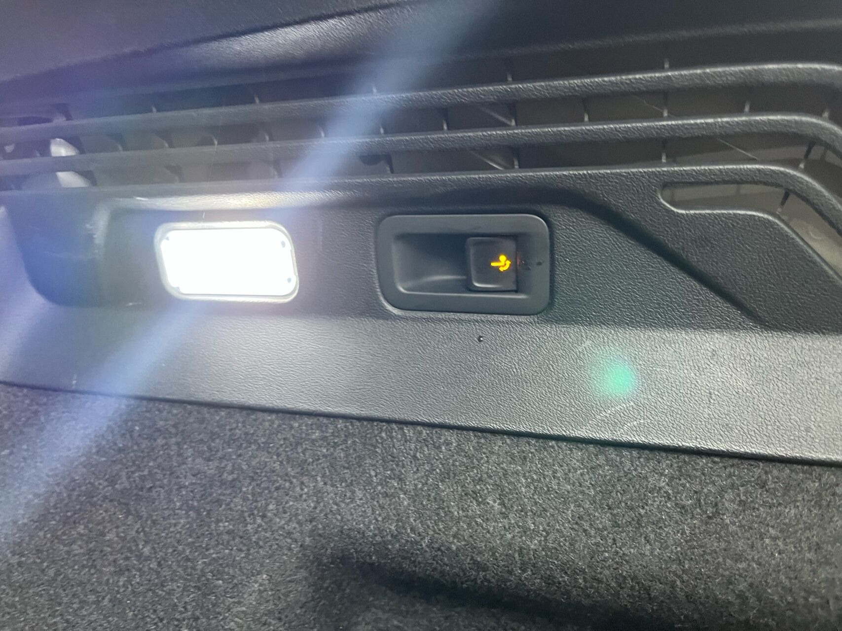 Hvid VW ID.4 fra 2022