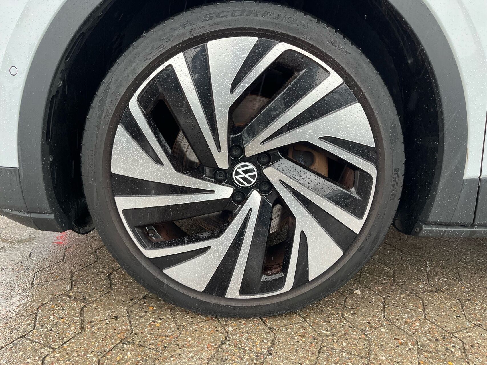 Hvid VW ID.4 fra 2022