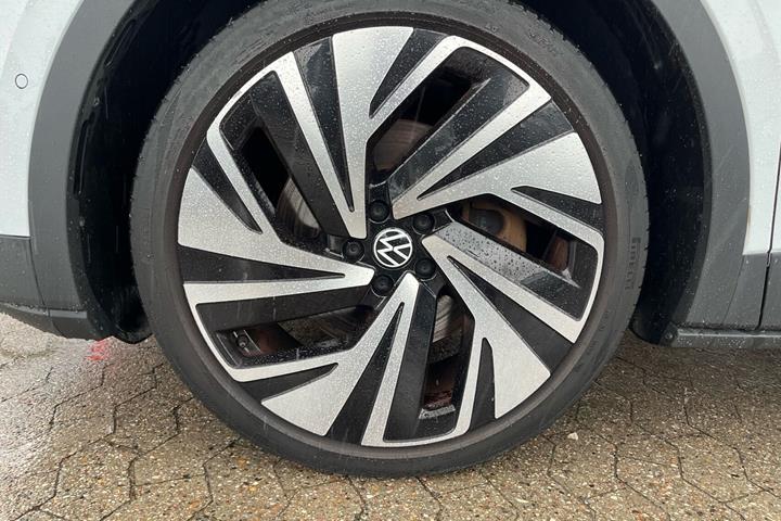 Hvid VW ID.4 fra 2022