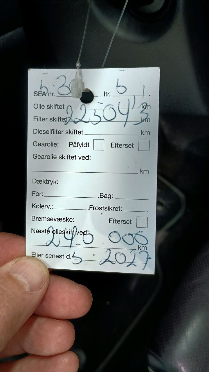 Grå Mazda 3 fra 2017