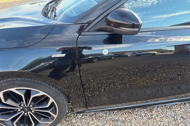 Sort Ford Focus fra 2018