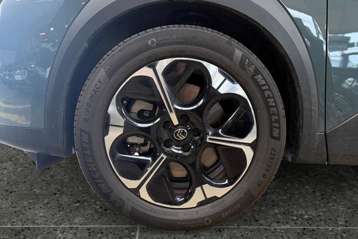 Grå Citroën ë-C5 Aircross fra 2025