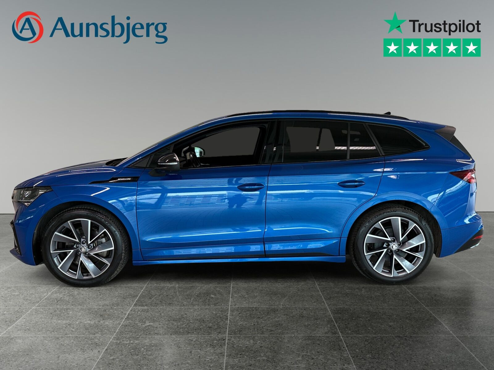 Blå Skoda Enyaq fra 2023