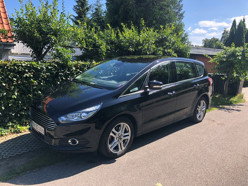 Ford S-MAX Ecoboost 1.5 (160 HK ) MPV FWD M6