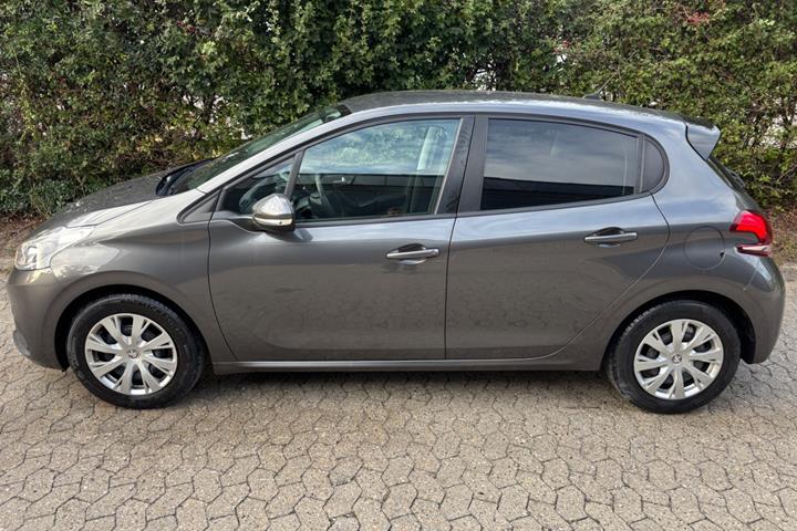 undefined Peugeot 208 fra 2019