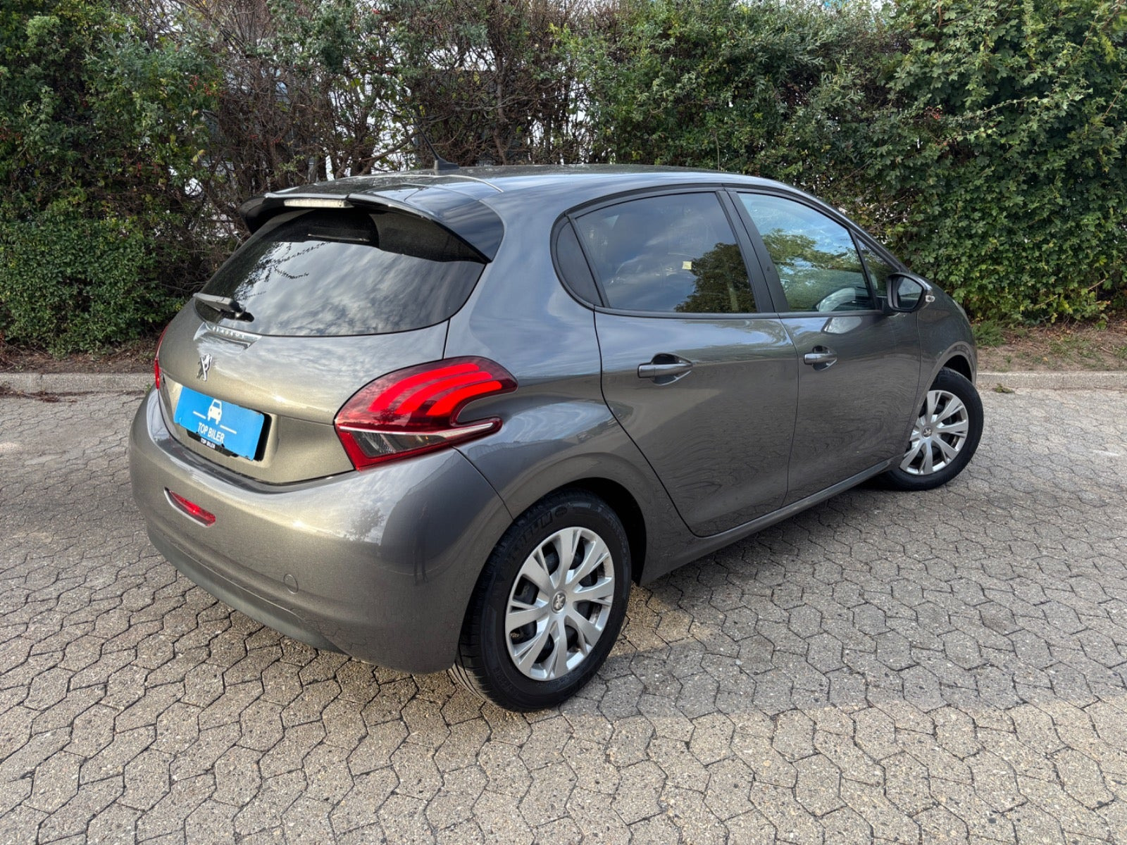undefined Peugeot 208 fra 2019
