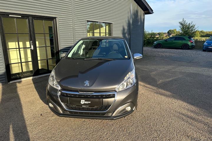 undefined Peugeot 208 fra 2017