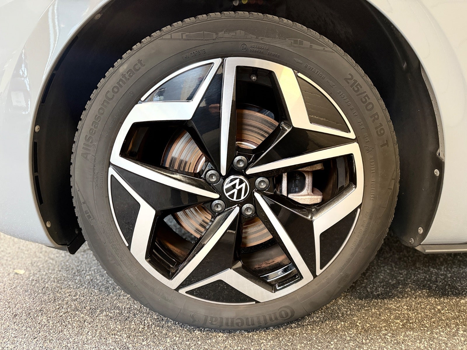 Grå VW ID.3 fra 2023