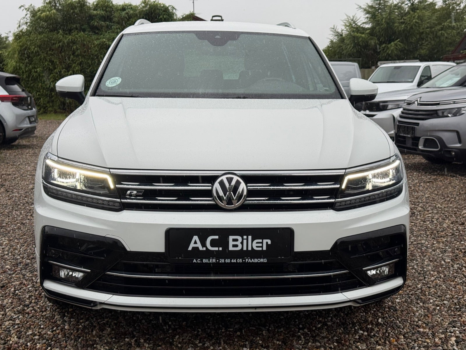 Hvid VW Tiguan fra 2018