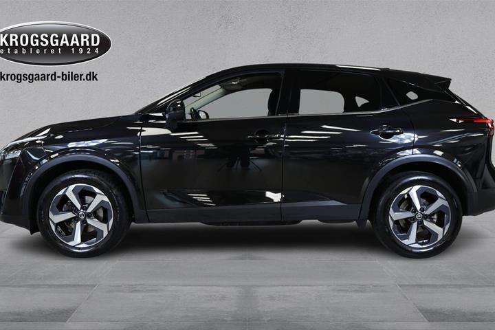 Sort Nissan Qashqai fra 2021