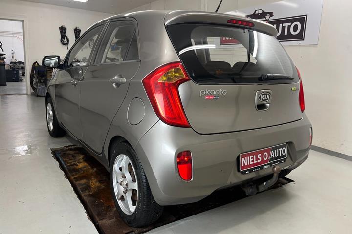 Orange Kia Picanto fra 2012