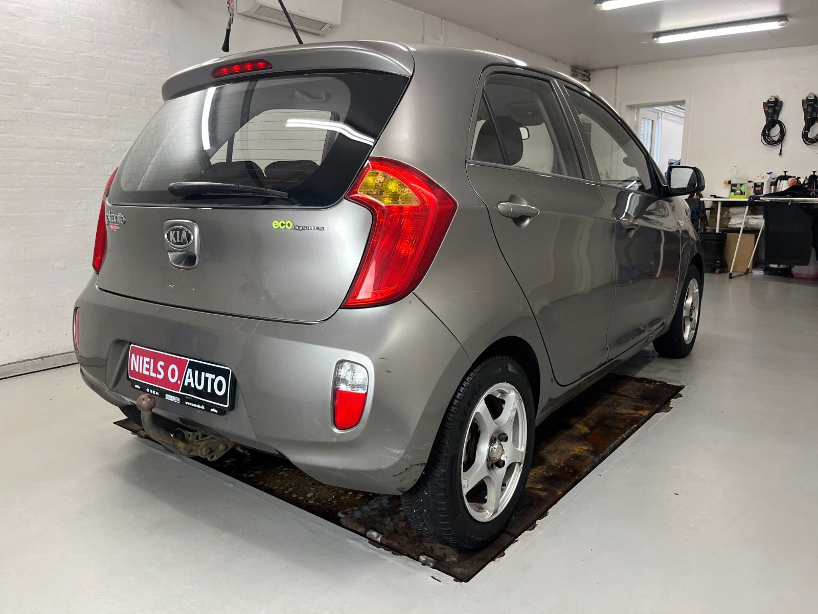 Orange Kia Picanto fra 2012