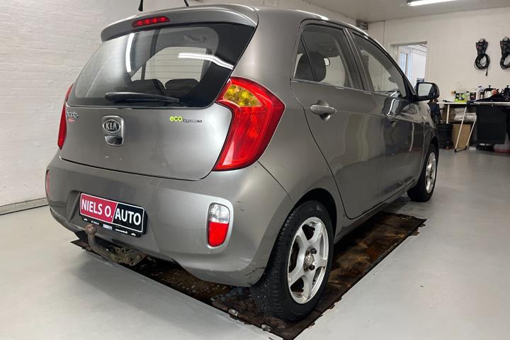 Orange Kia Picanto fra 2012