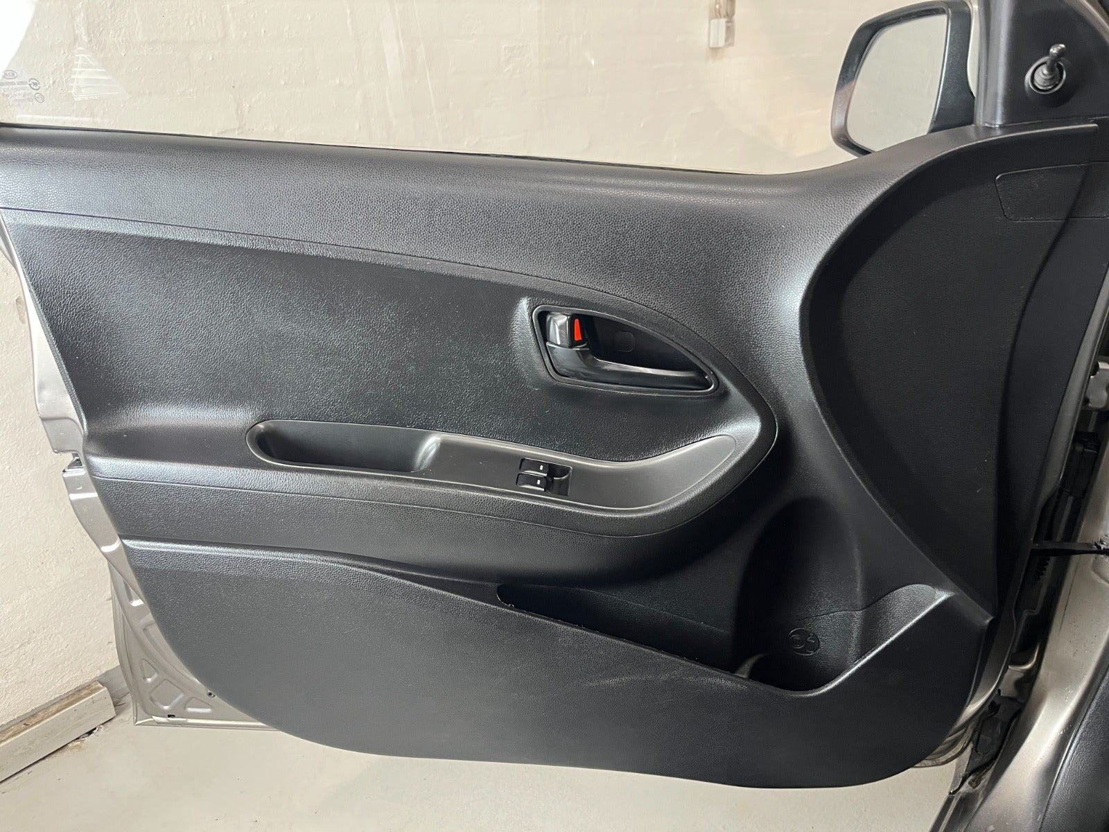 Orange Kia Picanto fra 2012