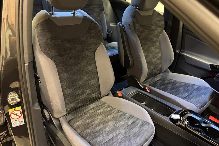 Grå VW ID.4 fra 2021