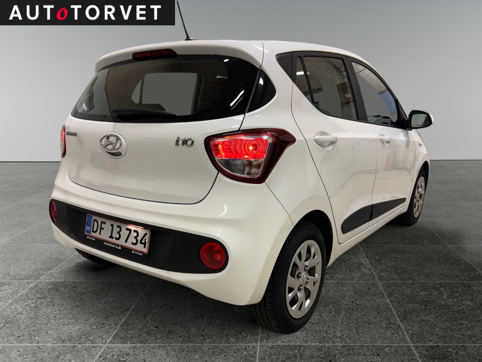 Hvid Hyundai i10 fra 2020