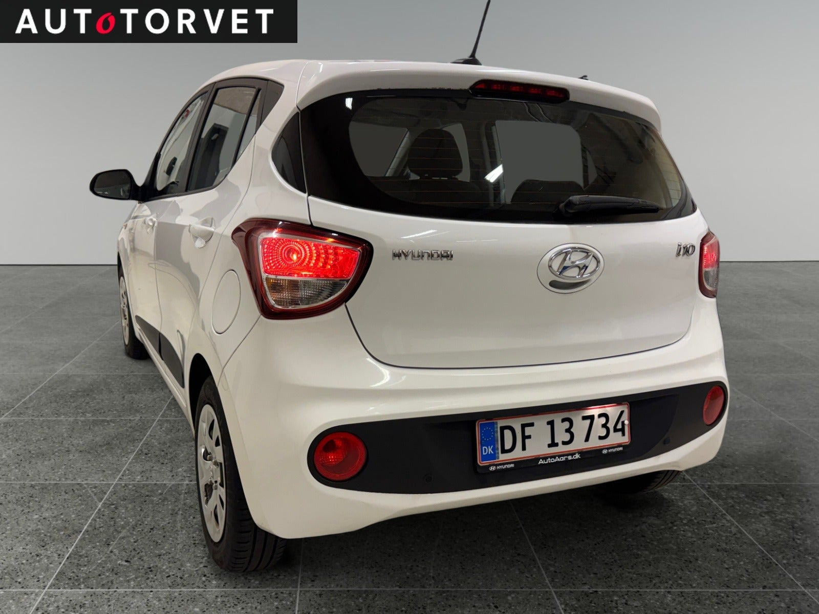 Hvid Hyundai i10 fra 2020