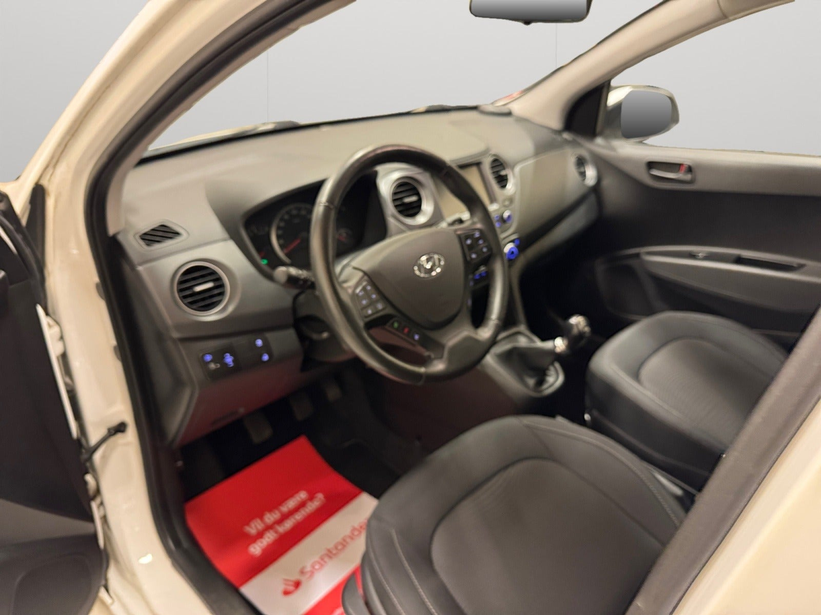 Hvid Hyundai i10 fra 2020