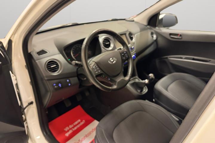 Hvid Hyundai i10 fra 2020