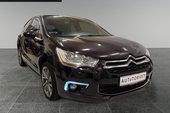 Lilla Citroën DS4 fra 2015