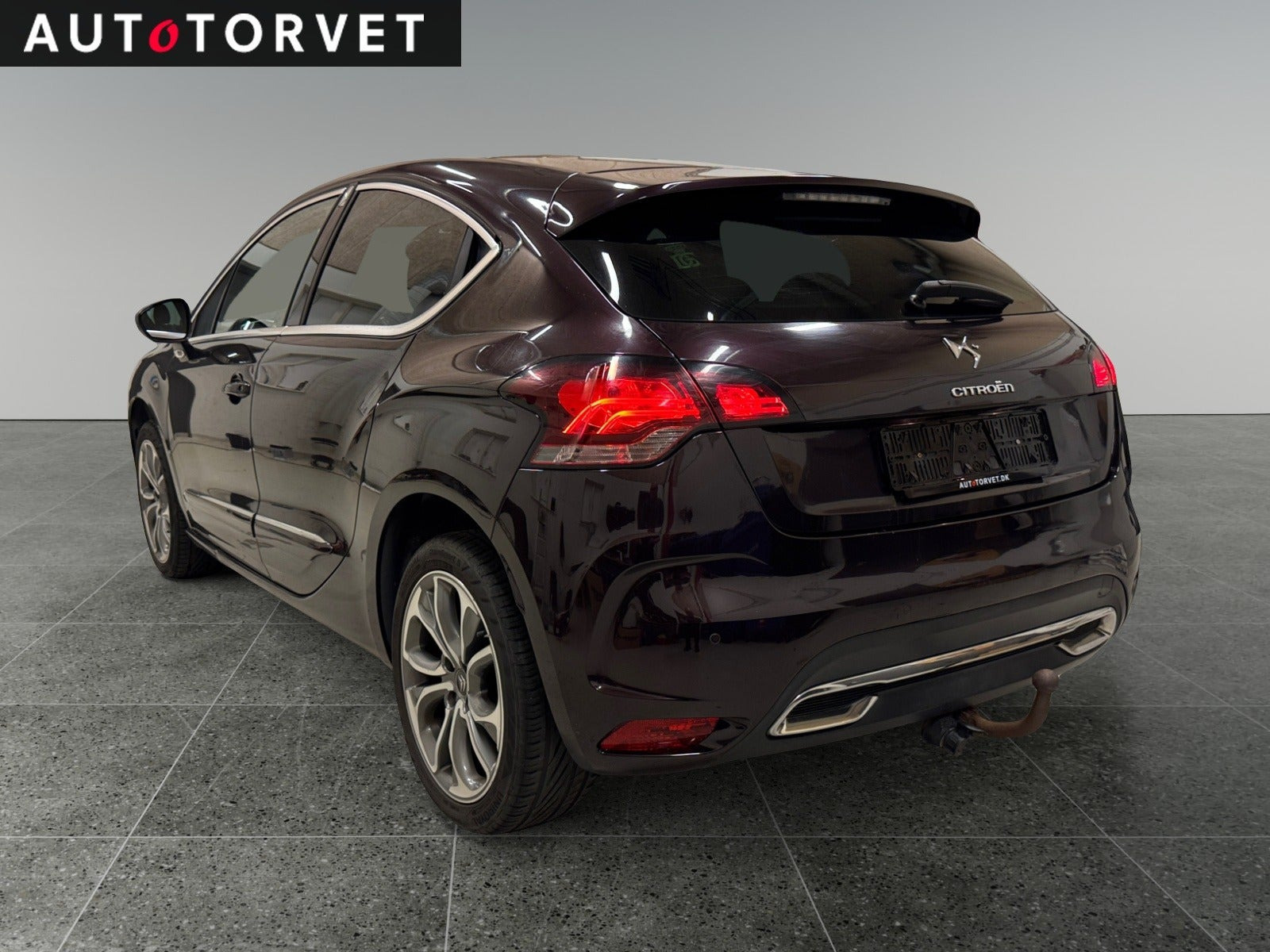 Lilla Citroën DS4 fra 2015