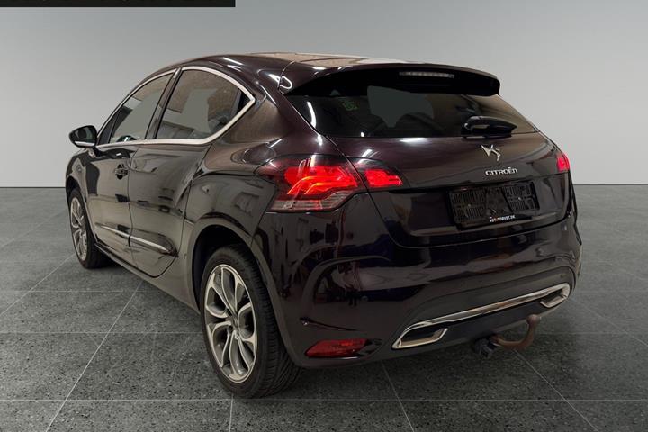 Lilla Citroën DS4 fra 2015