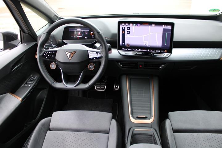 Grå Cupra Born fra 2025