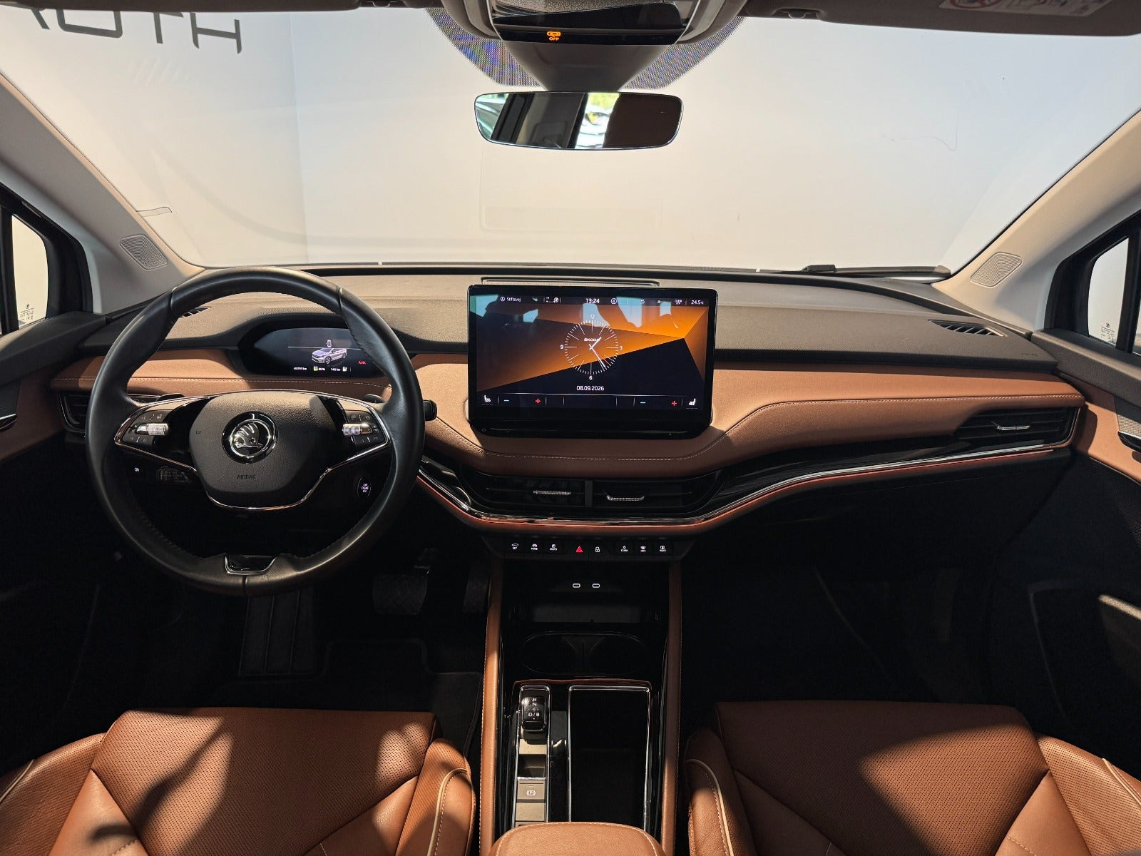 Sort Skoda Enyaq fra 2023