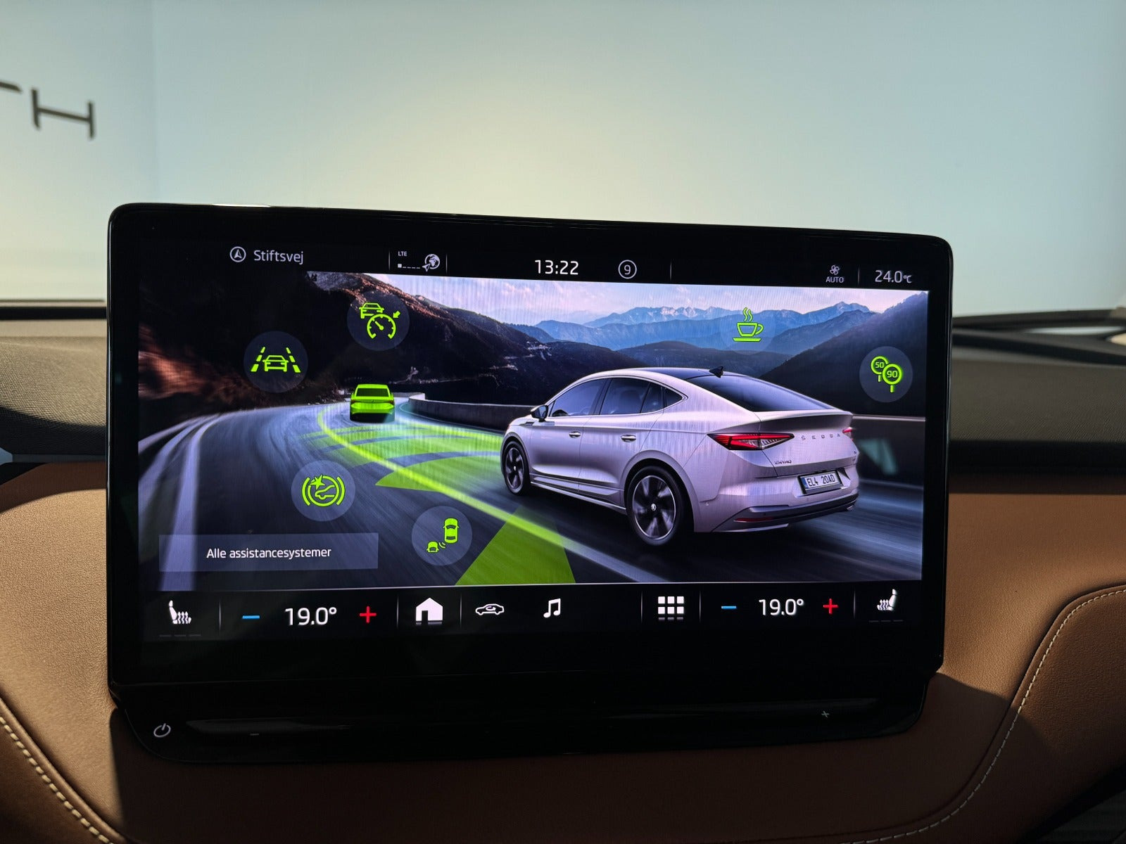 Sort Skoda Enyaq fra 2023