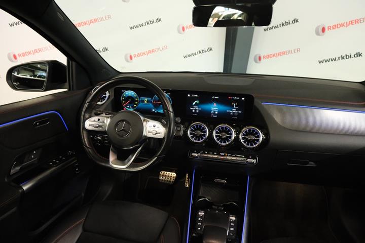 Sort Mercedes EQA250 fra 2023