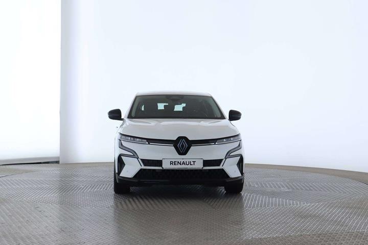 Hvid Renault Megane E-Tech fra 2023
